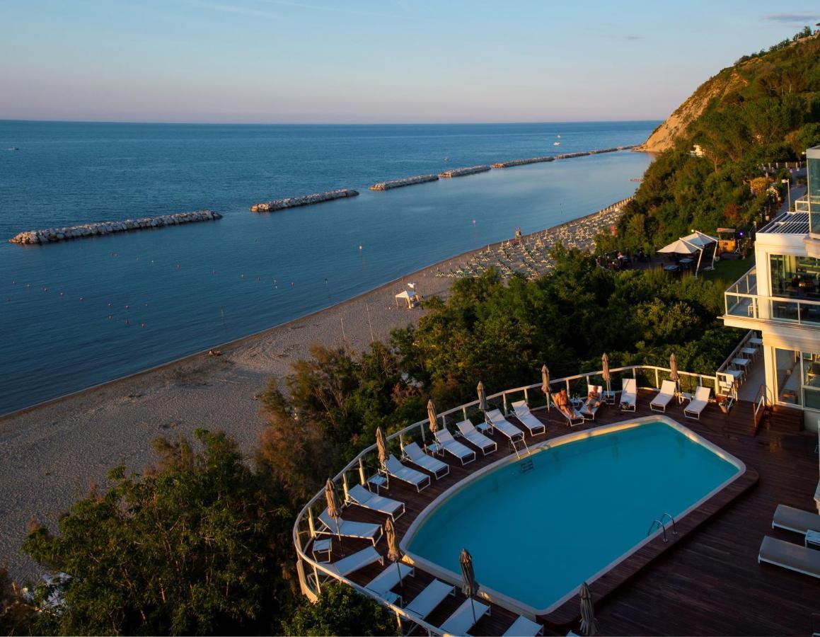 Hotel Sans Souci Gabicce Mare Exterior foto